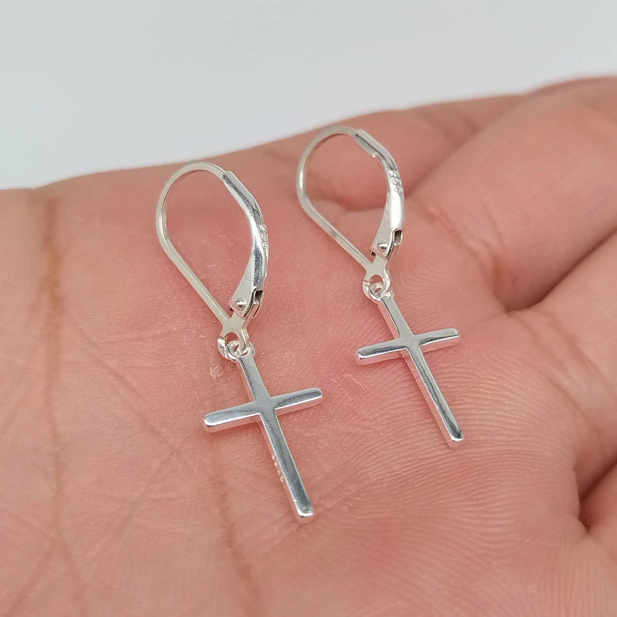 Sterling Silver Cross Earrings: 925 Silver Leverback