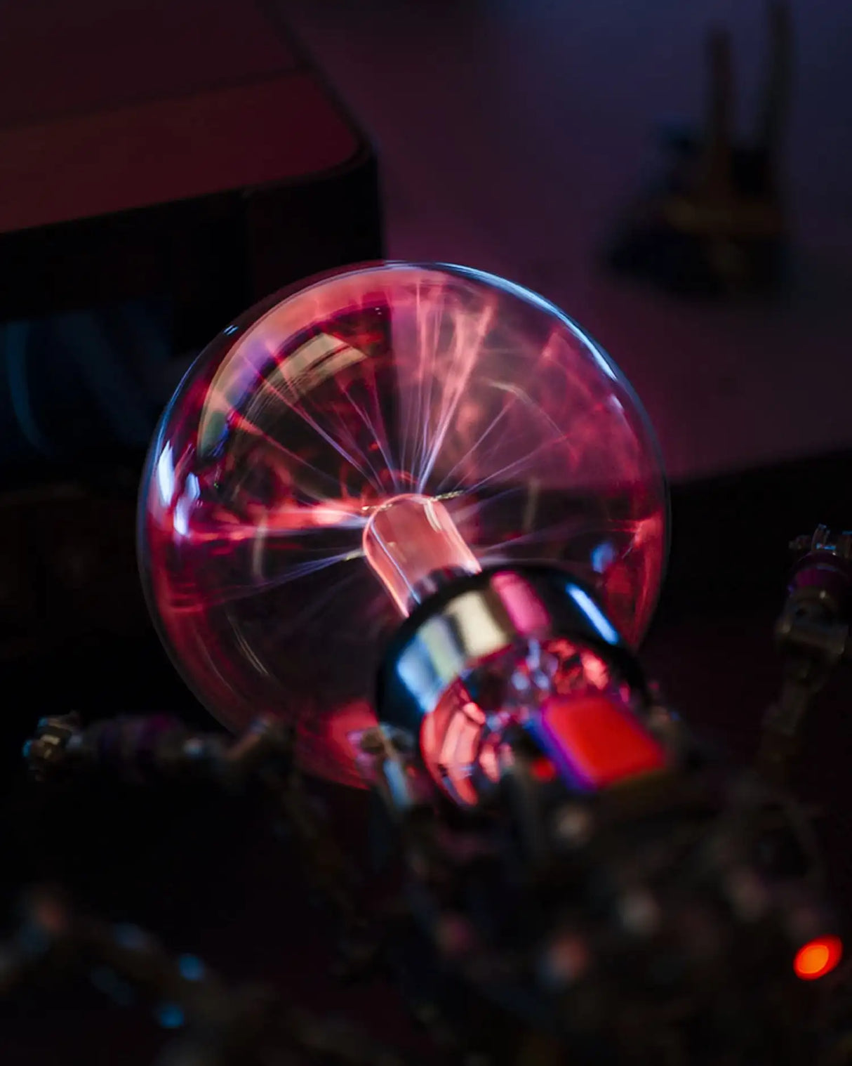 Cyberpunk Plasma Ball Spider 3D Metal Puzzle DIY Steampunk Model Kit with Plasma Lamp Unique Gift for Adults & Collectors