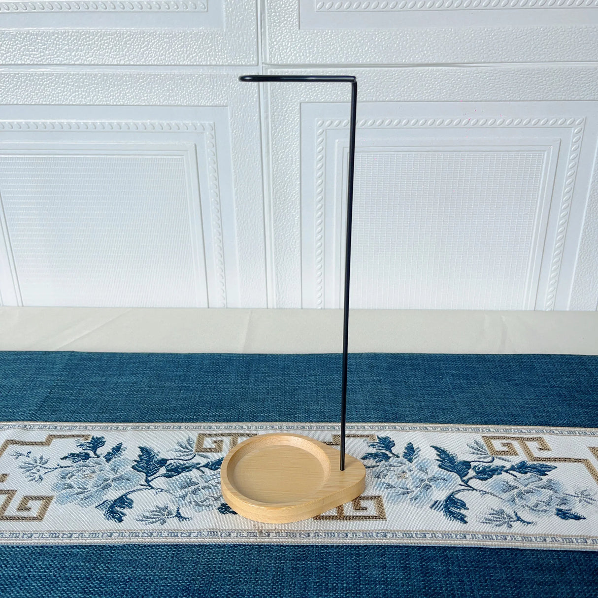 Upside Down Incense Burner – Wooden Round Incense Stick Holder