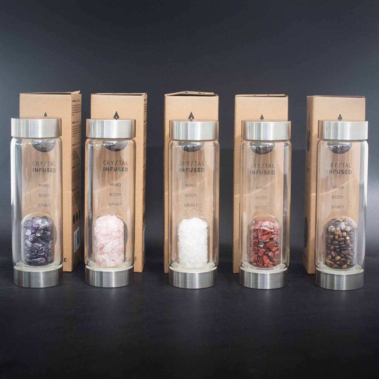 Crystal-Infused Glass Water Bottle – Clear Quartz Chips