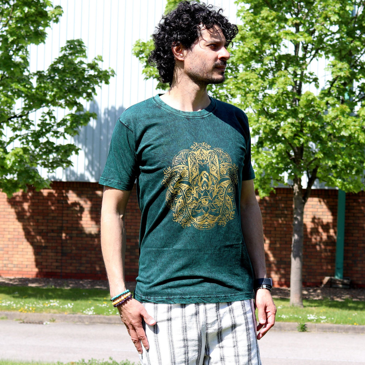 Medium Stone Washed T-Shirt - Hamsa - Green
