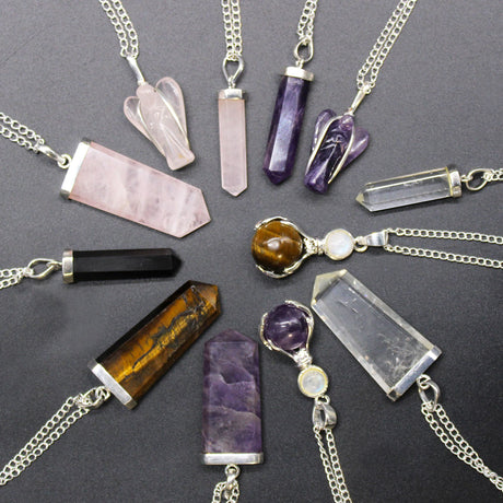 Gemstone Healing Hands Pendant – Rock Quartz