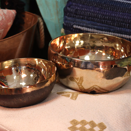 Extra Large Chaken Handmade Singing Bowl - 21cm (1200g)
