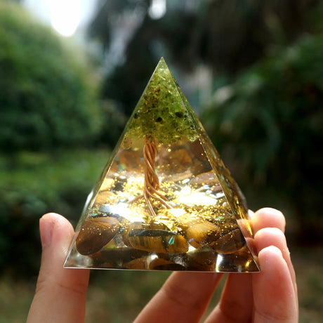 Tree of Life Orgonite Pyramide Amethyst Obsidian Stone Pyramid Crystal Healing Reiki Energy Orgone Collection