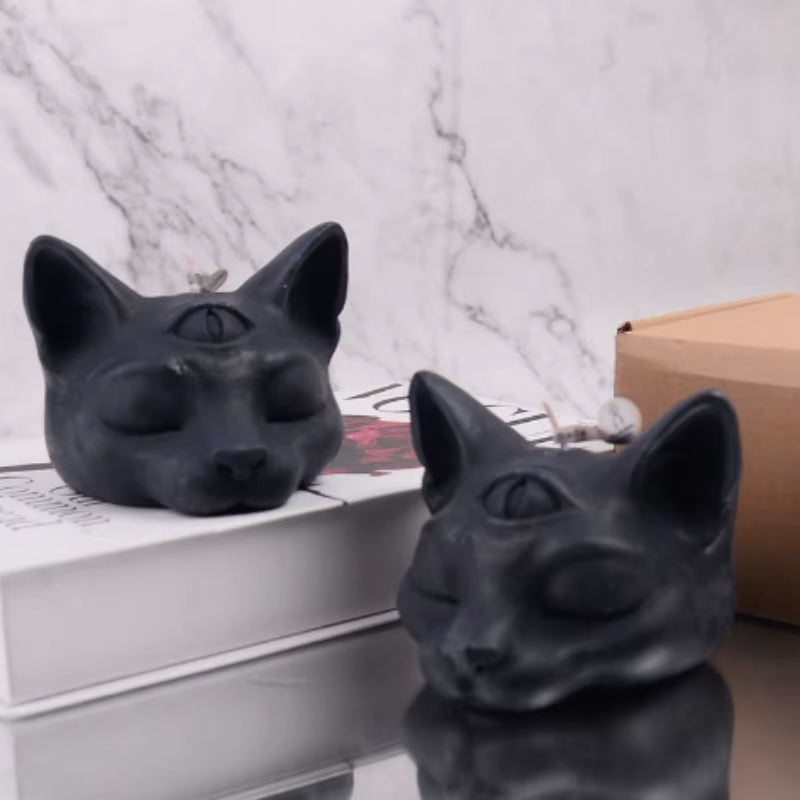 Three-Eyed Cat Candle – Gothic Scented Soy Wax – view 7