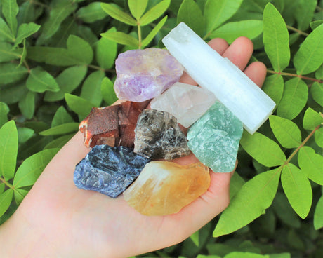 LARGE 7 Chakra Rough Stone Set - Seven Raw Stones, Selenite Stick & Directions (Chakra Gifts)