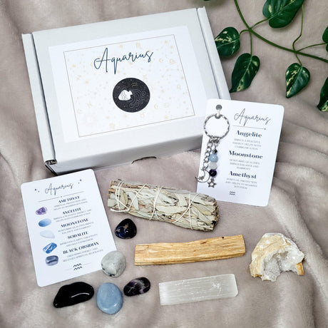 Aquarius Zodiac Crystal Gift Box, Gemstones, Smudge Kit & Keyring